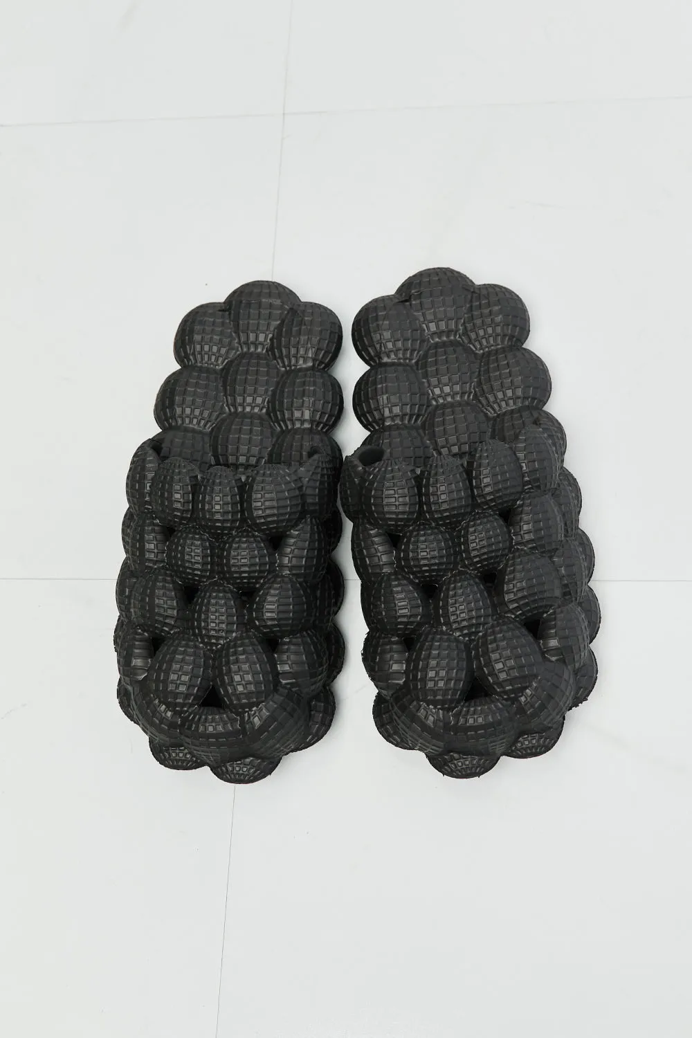 Bubble Slides in Black