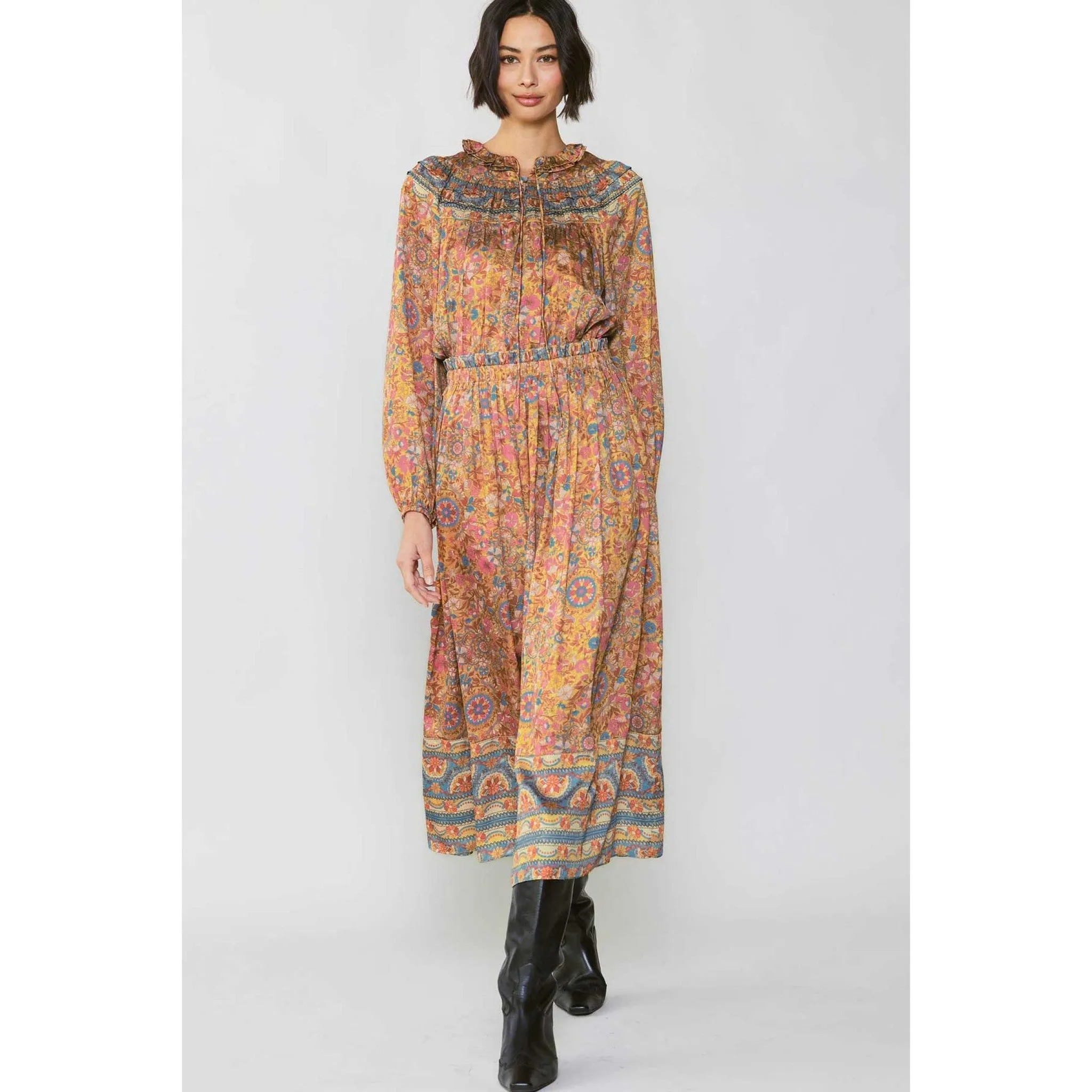Chic Satin Midi Print Dress