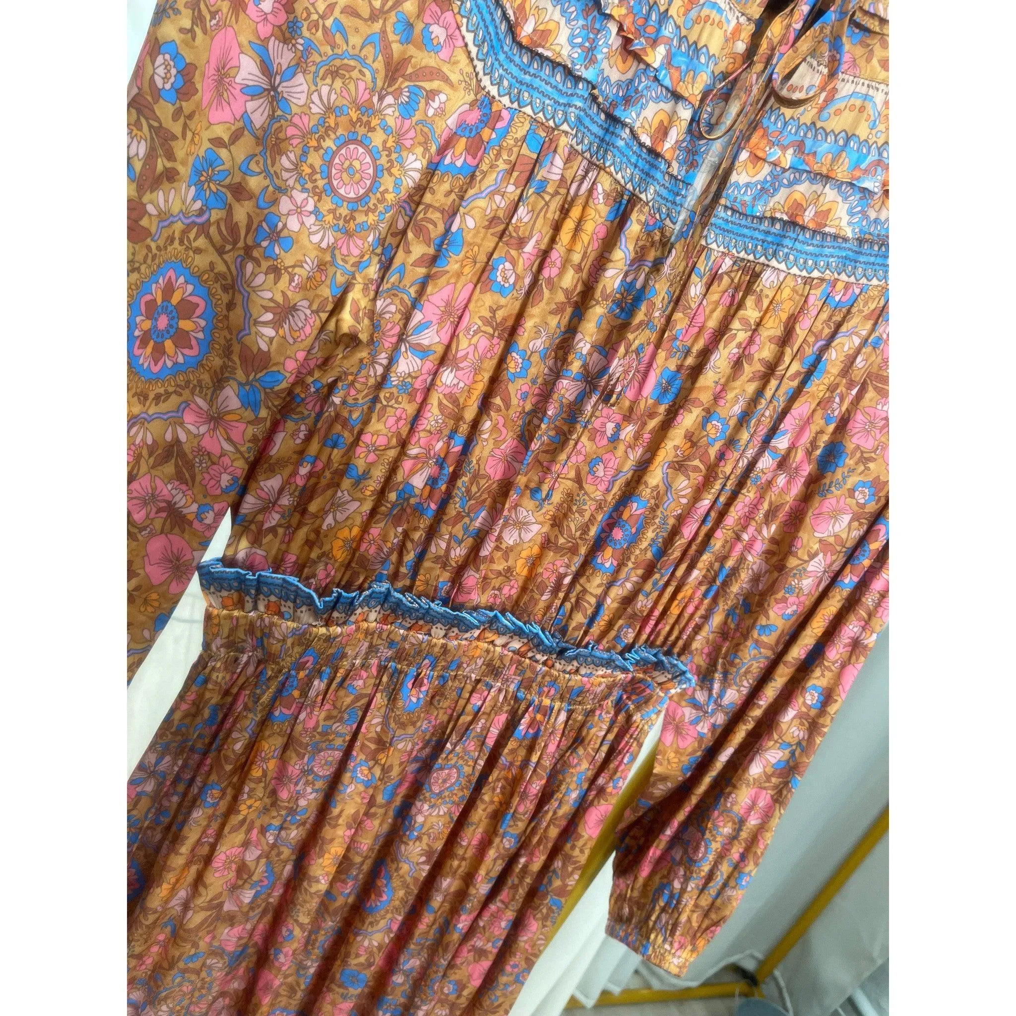 Chic Satin Midi Print Dress