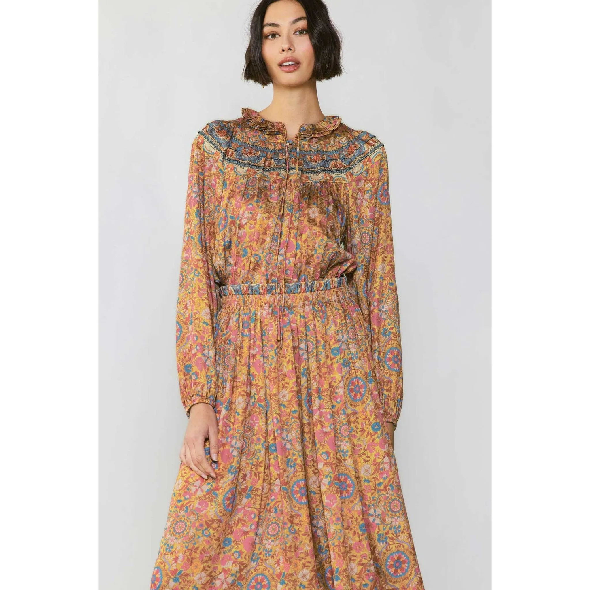 Chic Satin Midi Print Dress