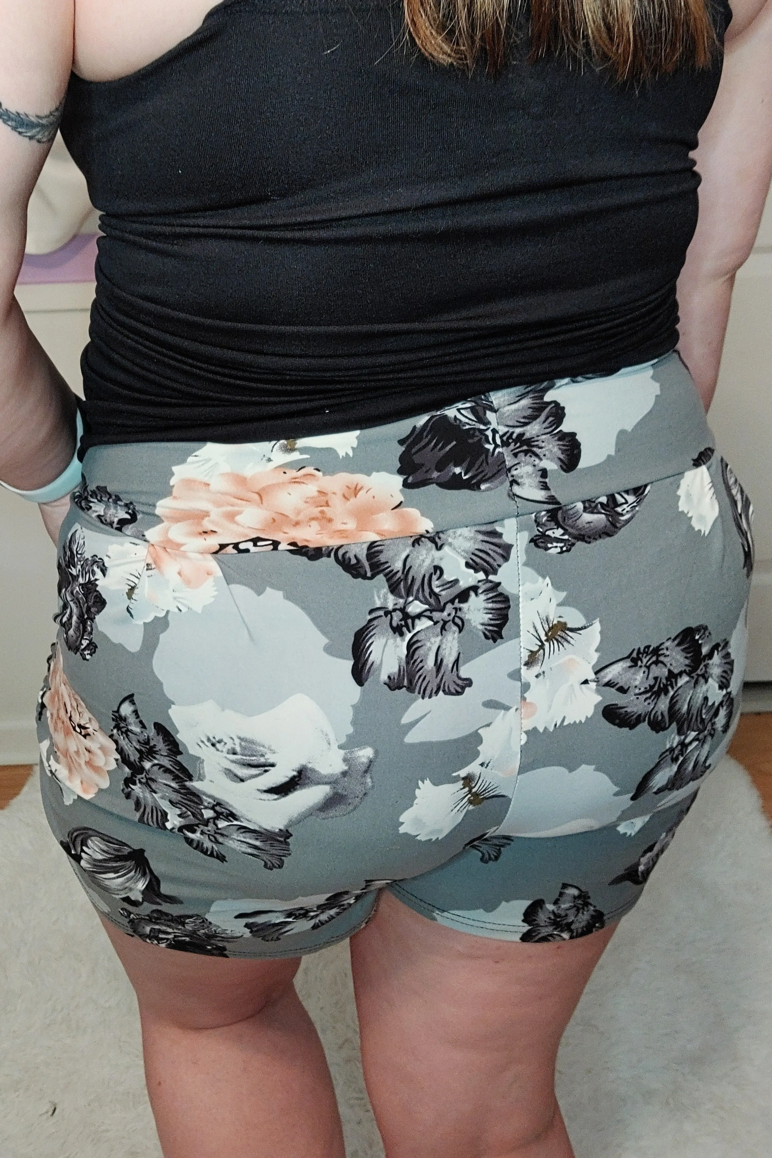 Harem Shorts in Grey Floral (Super Soft) S-XL