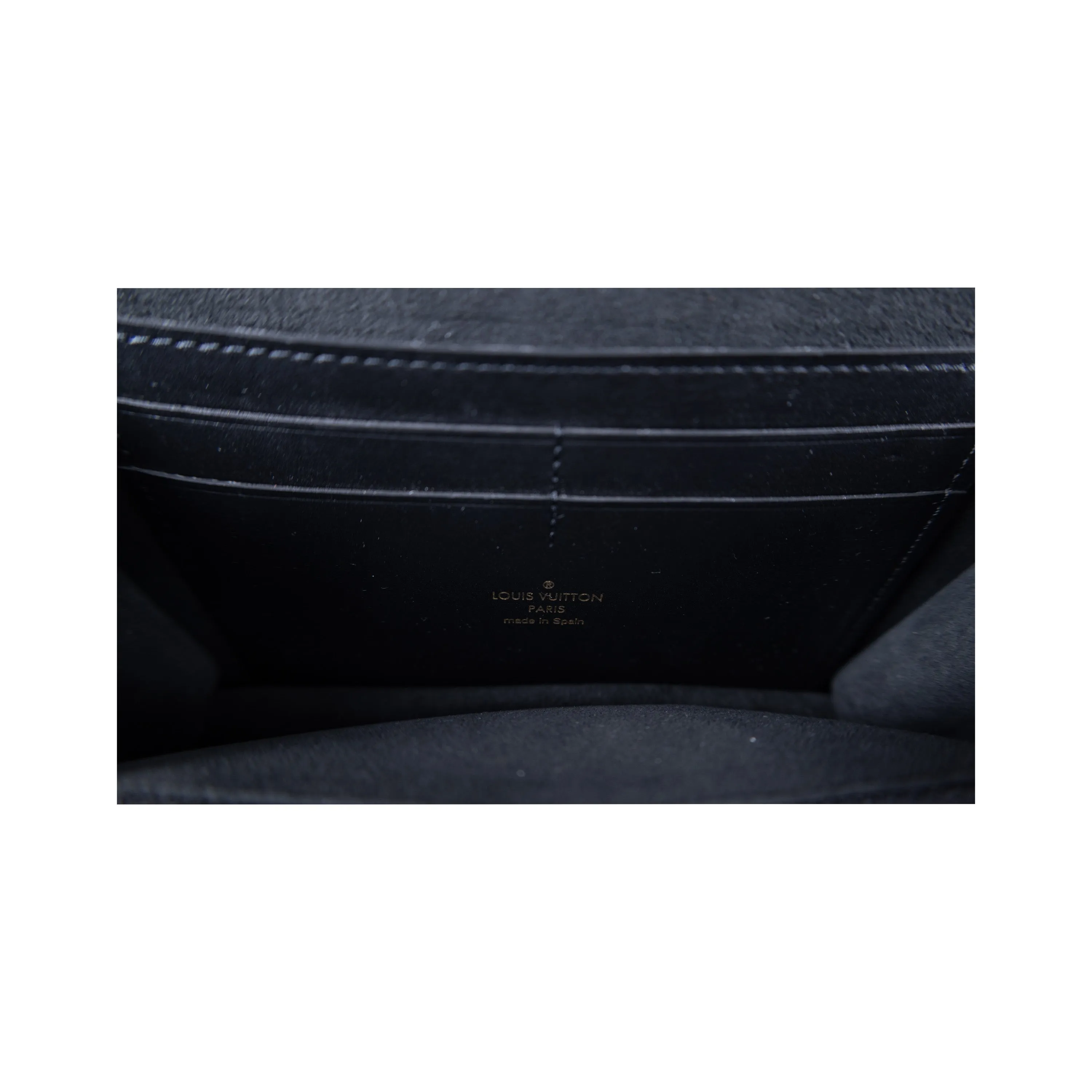 Trendy Inspired Louis Vuitton Louis Vuitton Monogram Reverse Canvas Dauphine Bumbag